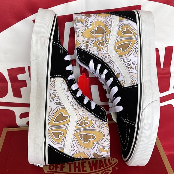 Vans Sk8-Hi Tapered
Trippy Hearts Multi/White
VNOA4U16JBW

WOMEN’S sneakers - Picture 13 of 16